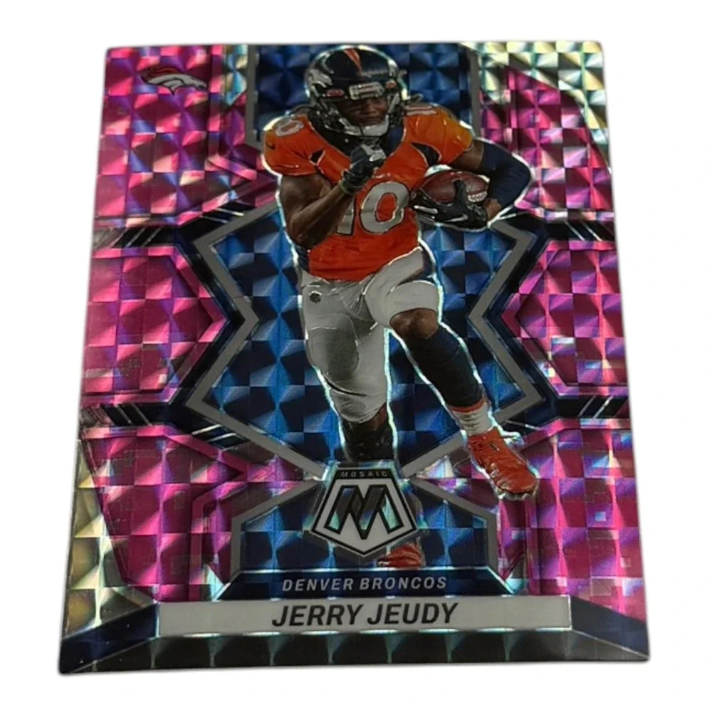 2022 Panini Mosaic Jerry Jeudy Denver Broncos Pink Camo Mosaic Prizm Card No. 60